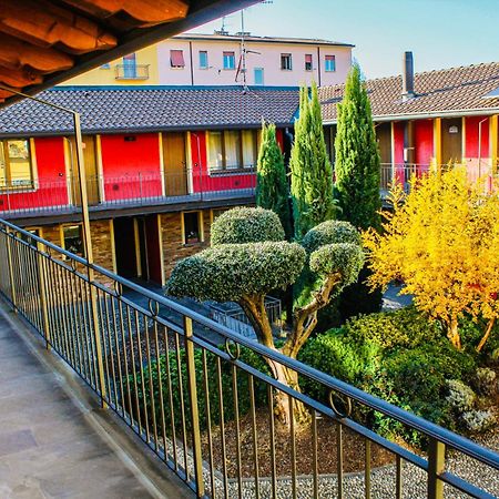 Bergamo Easy Airport Sleep&Fly Parking Leilighet Eksteriør bilde