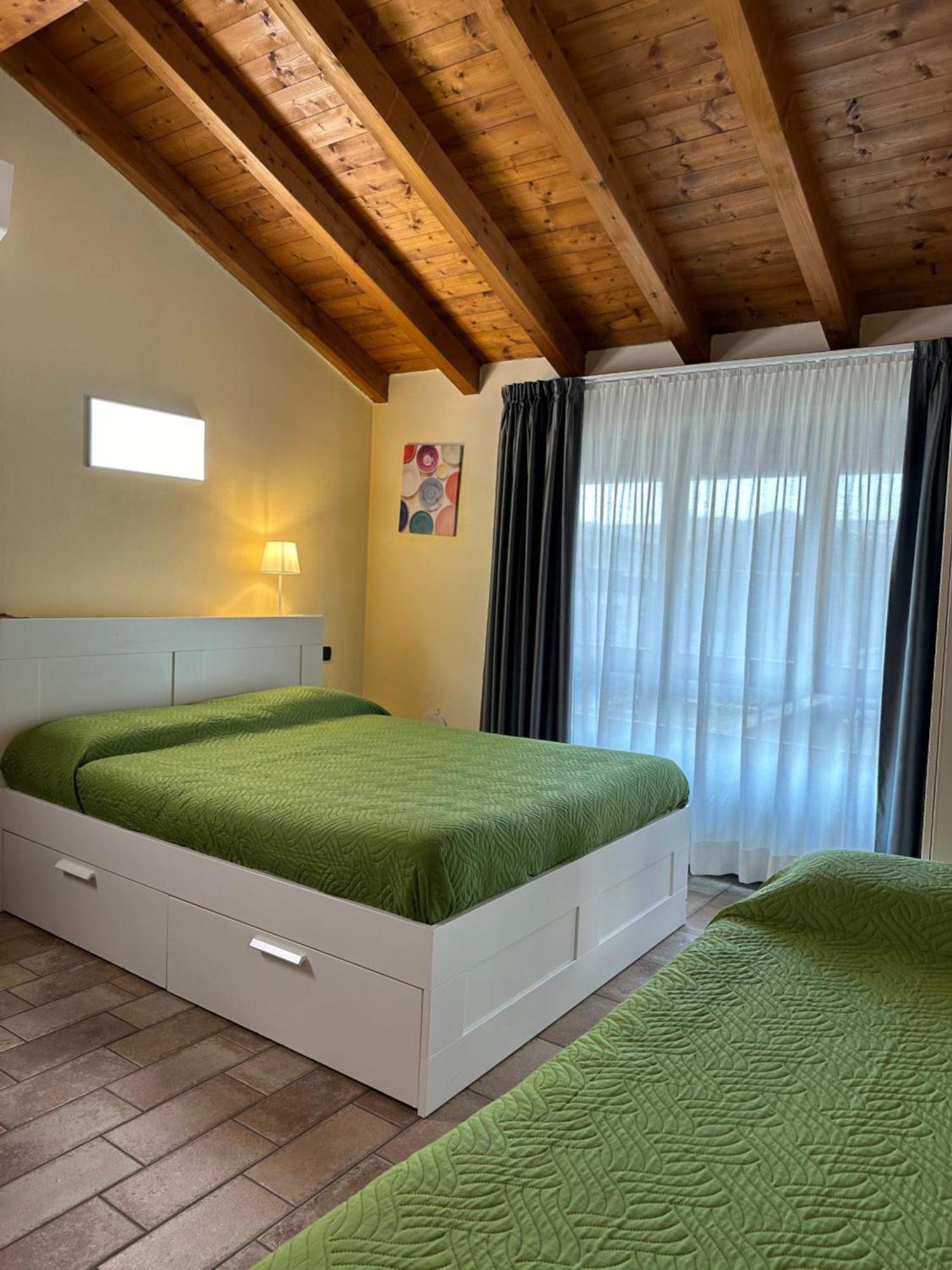 Bergamo Easy Airport Sleep&Fly Parking Leilighet Eksteriør bilde